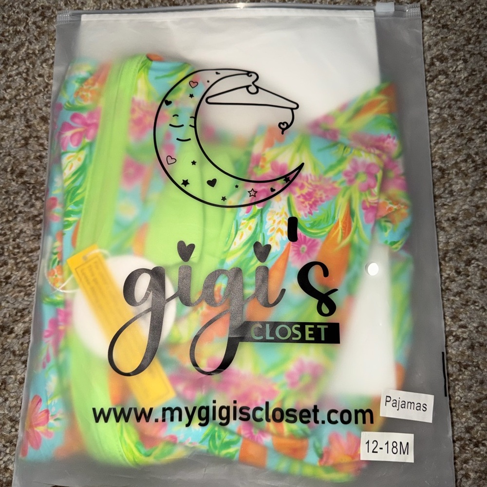 NIB Gigi’s Closet Bamboo Zippy